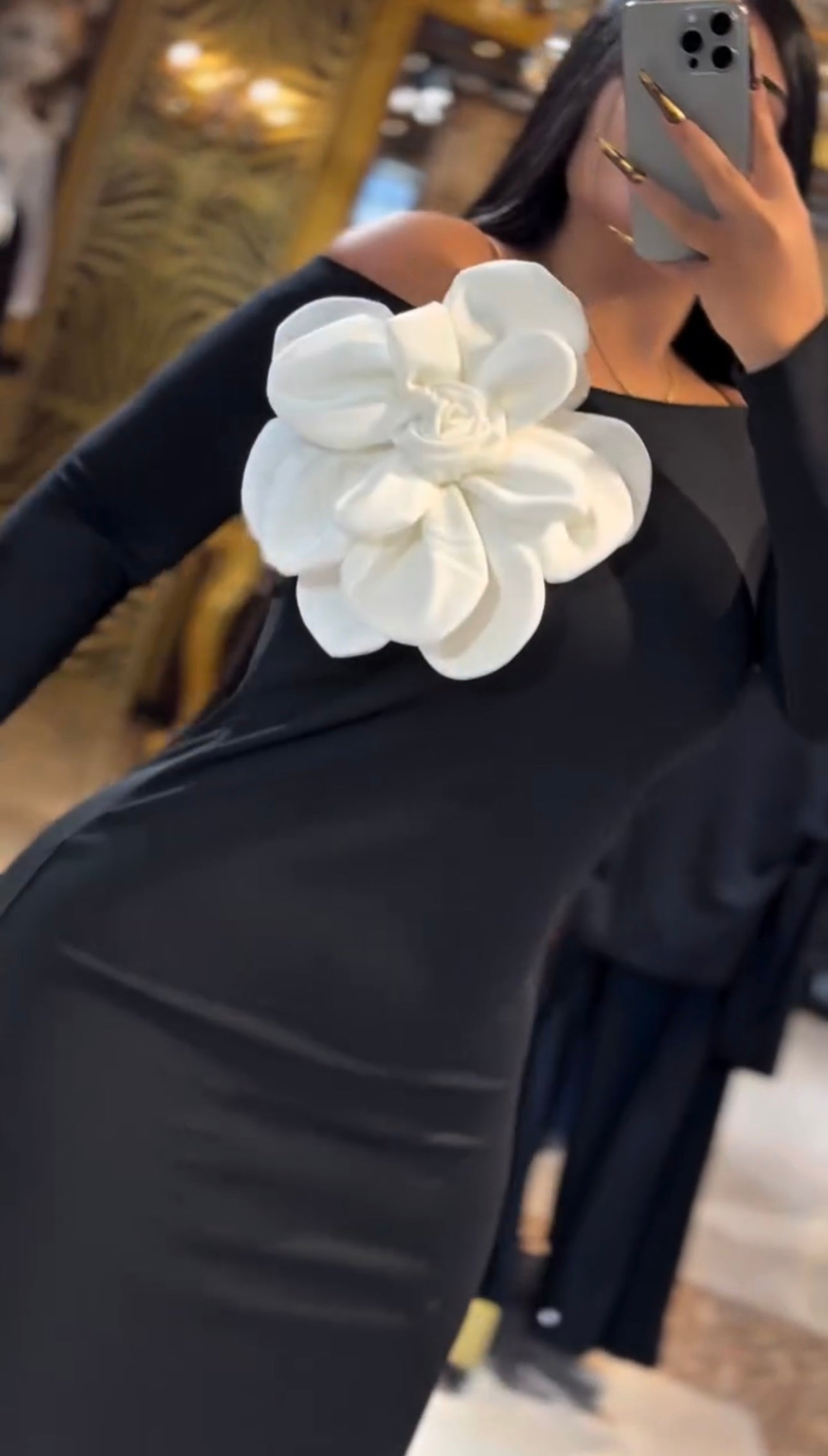 ROBE FLAWERS
