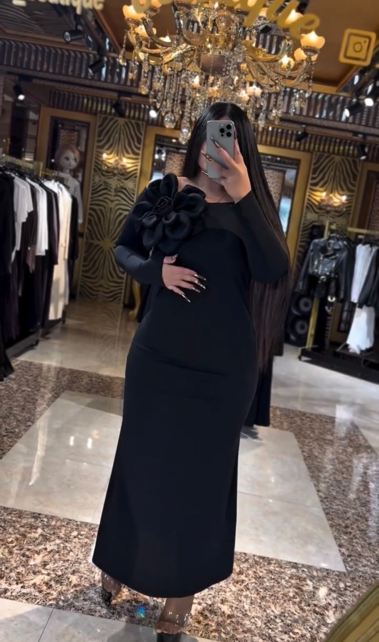 ROBE FLAWERS