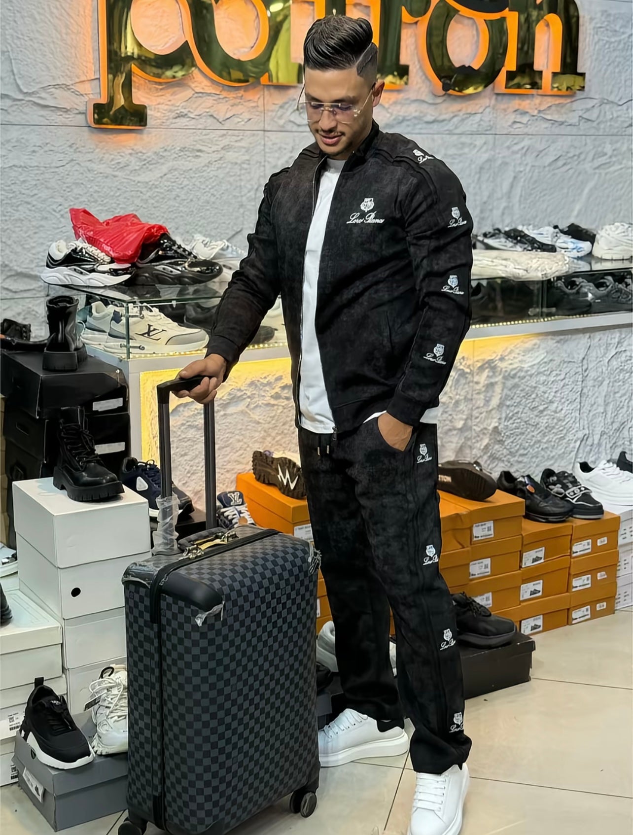 SURVETRTMEMNT LORO PIANA 3AAA QUALITE  LA CHINE